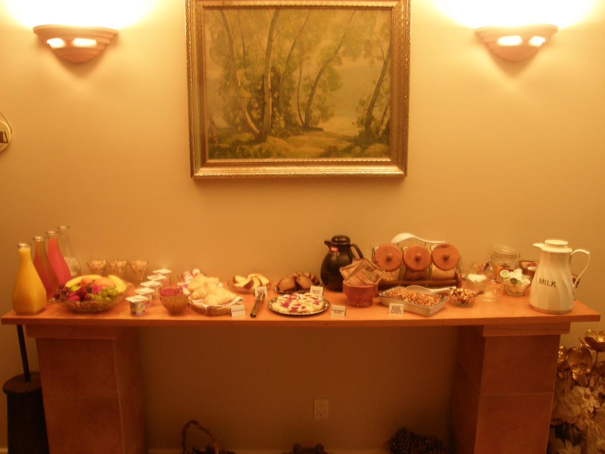 Cedar Wood Lodge Bed & Breakfast Inn Port Alberni Eksteriør billede